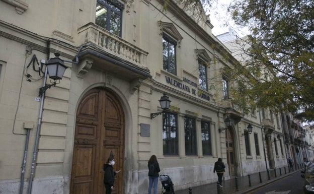 Casa Caridad Valencia Casa Caridad Alerta Del Aumento De Usuarios